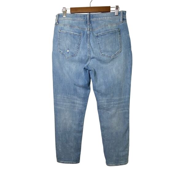 Studio Blue Light Wash Denim Distressed Jeans Women's Size 31 - Picture 2 of 7